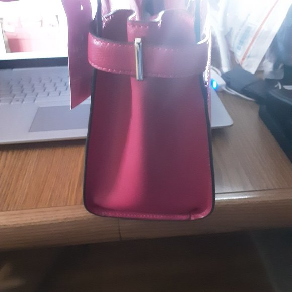 Kate Spade Medium (Staci) Satchel in Pink Ruby with Crossbody strap - Picture 8 of 8